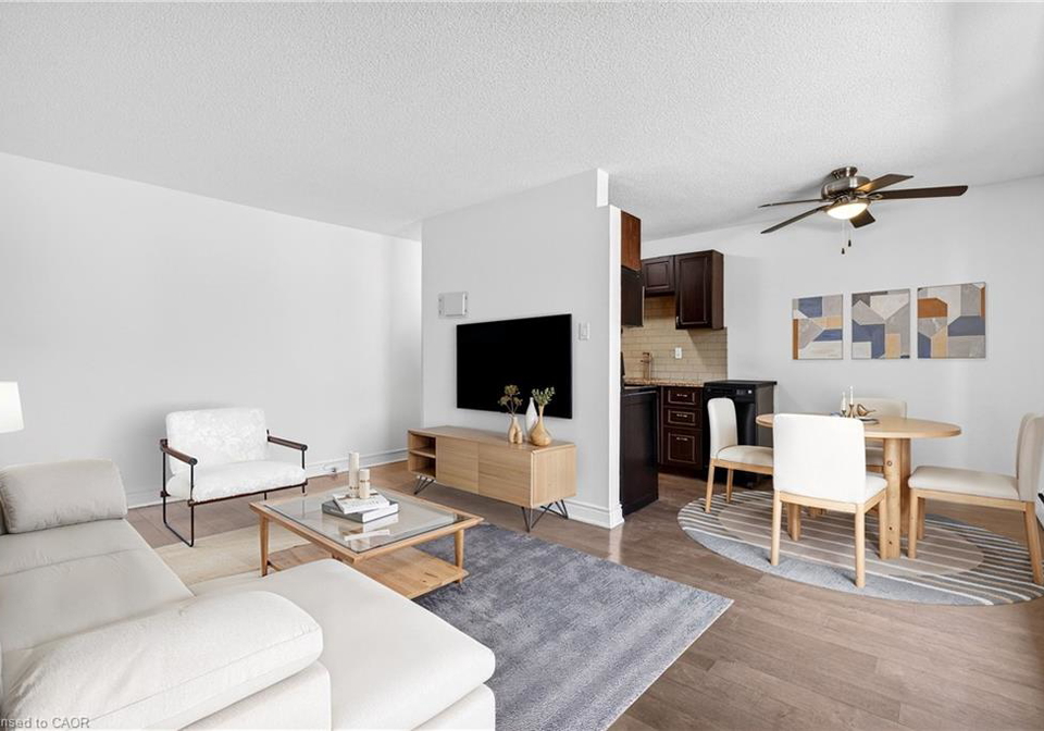 81-charlton-avenue-e-hamilton-ontario-40841584