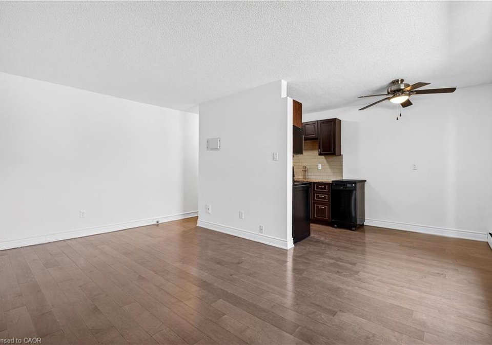 81-charlton-avenue-e-hamilton-ontario-40841584