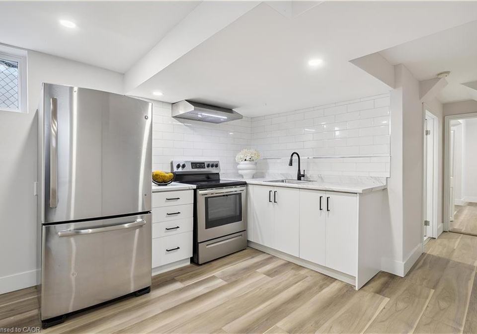 2027-brampton-street-hamilton-ontario-40841587