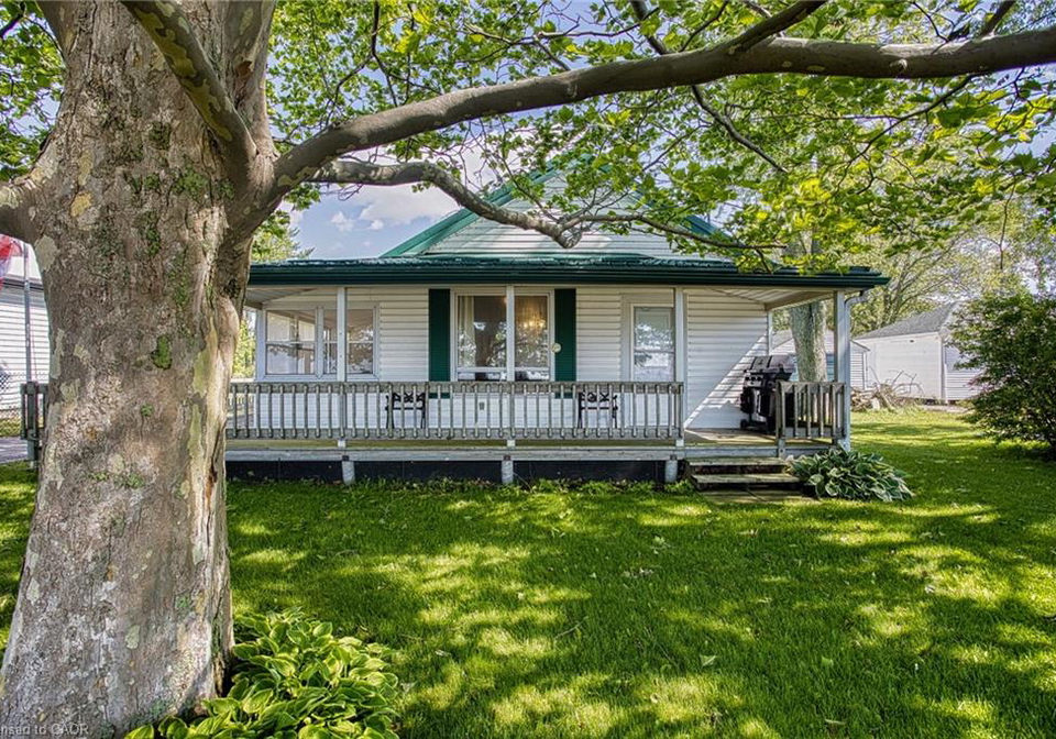15-horseshoe-bay-road-dunnville-ontario-40841597