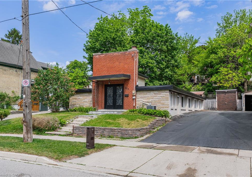 100-mansion-street-kitchener-ontario-40841625