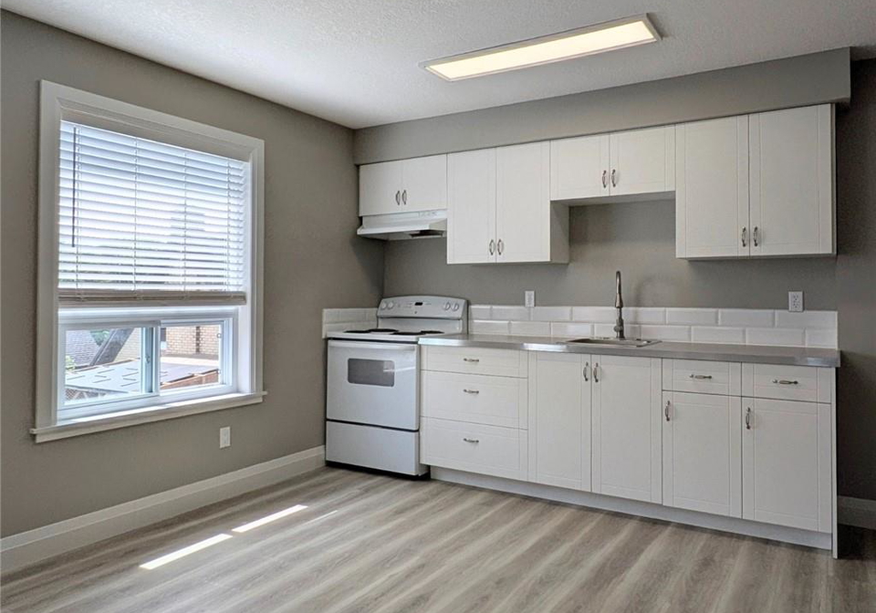 133-wellington-street-n-kitchener-ontario-40841639