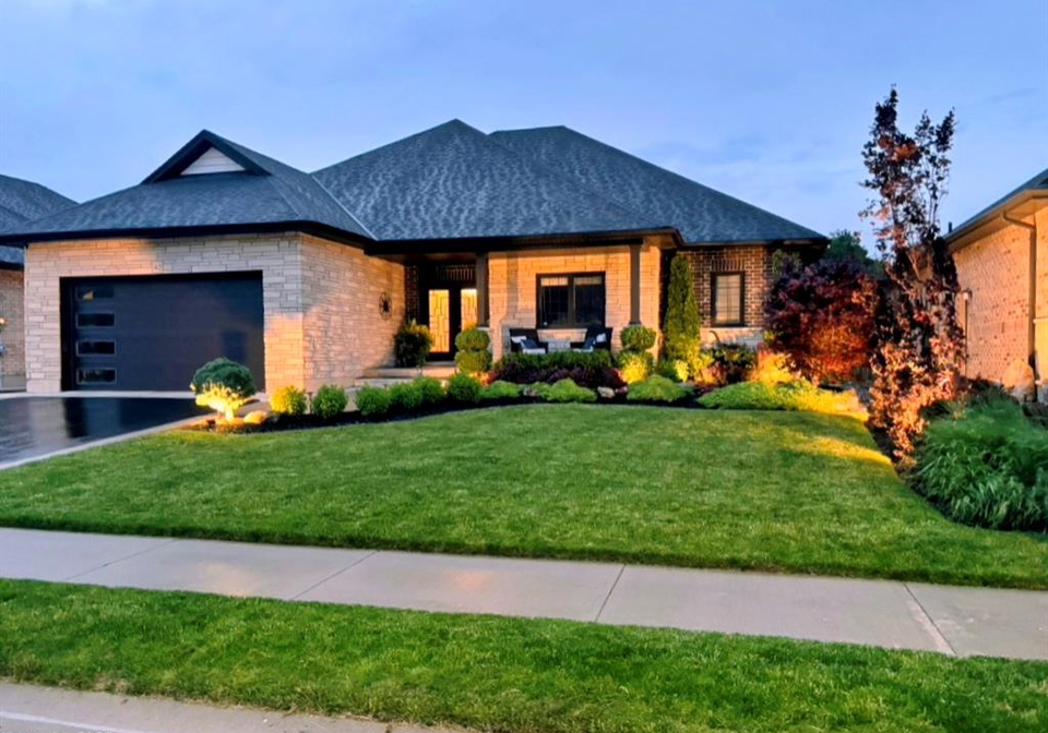 42-bluenose-drive-port-dover-ontario-40841676