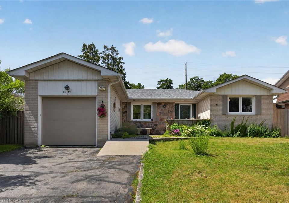 1379-tyneburn-crescent-mississauga-ontario-40841702
