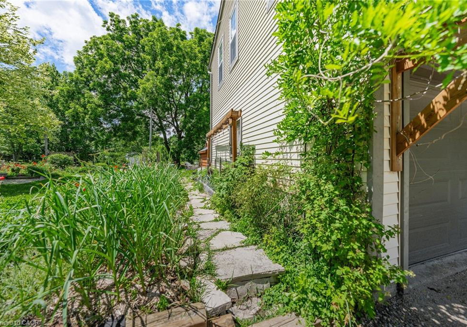 30-katherine-street-n-winterbourne-ontario-40841750