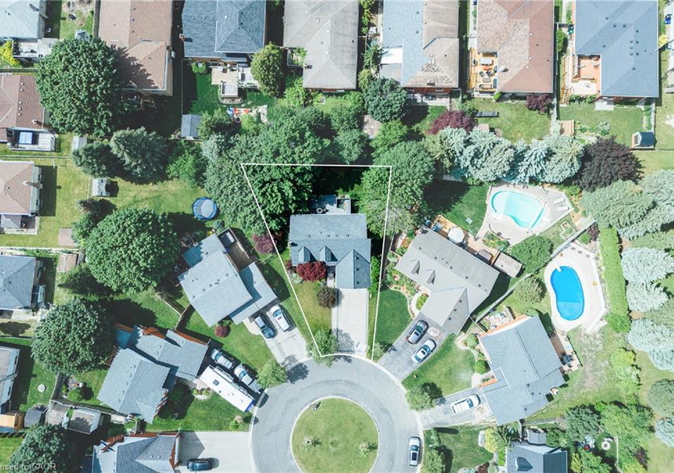 28-mcgibbon-court-kitchener-ontario-40841766