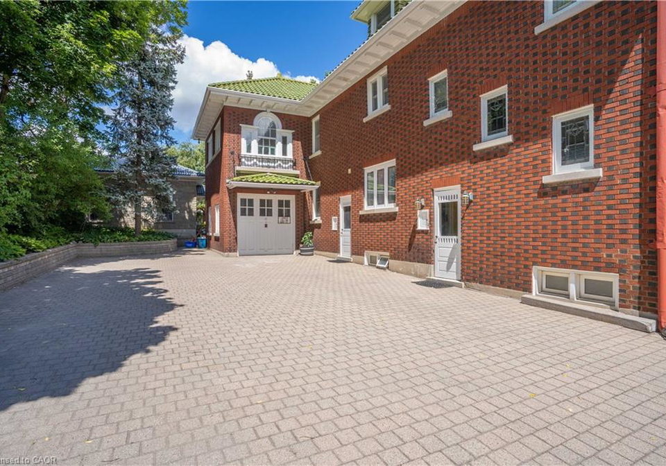 12-wellington-street-n-kitchener-ontario-40841772