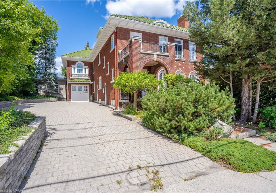 12-wellington-street-n-kitchener-ontario-40841772