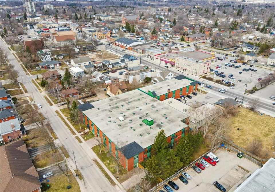 1009-queenston-road-cambridge-ontario-40841782