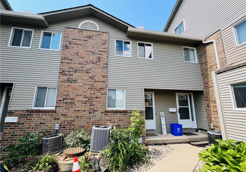 19-wren-court-tillsonburg-ontario-40841784