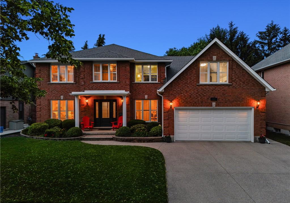 612-stonebury-crescent-waterloo-ontario-40841802