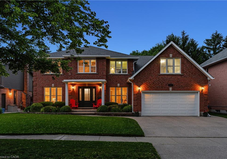 612-stonebury-crescent-waterloo-ontario-40841802