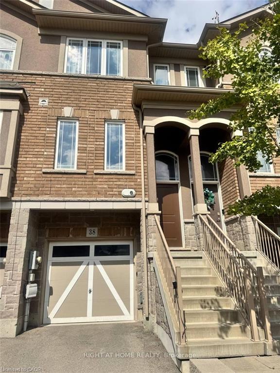 38-bloom-crescent-stoney-creek-ontario-40841817