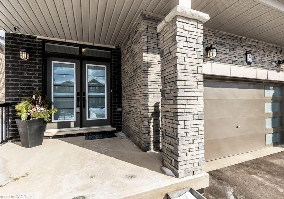 135-eva-drive-breslau-ontario-40841825