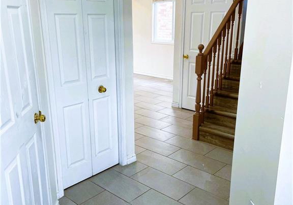 490-activa-avenue-kitchener-ontario-40841834