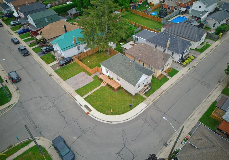 15-gordon-street-brantford-ontario-40841849