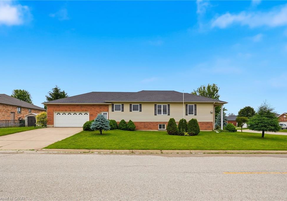 900-boyd-avenue-listowel-ontario-40841860