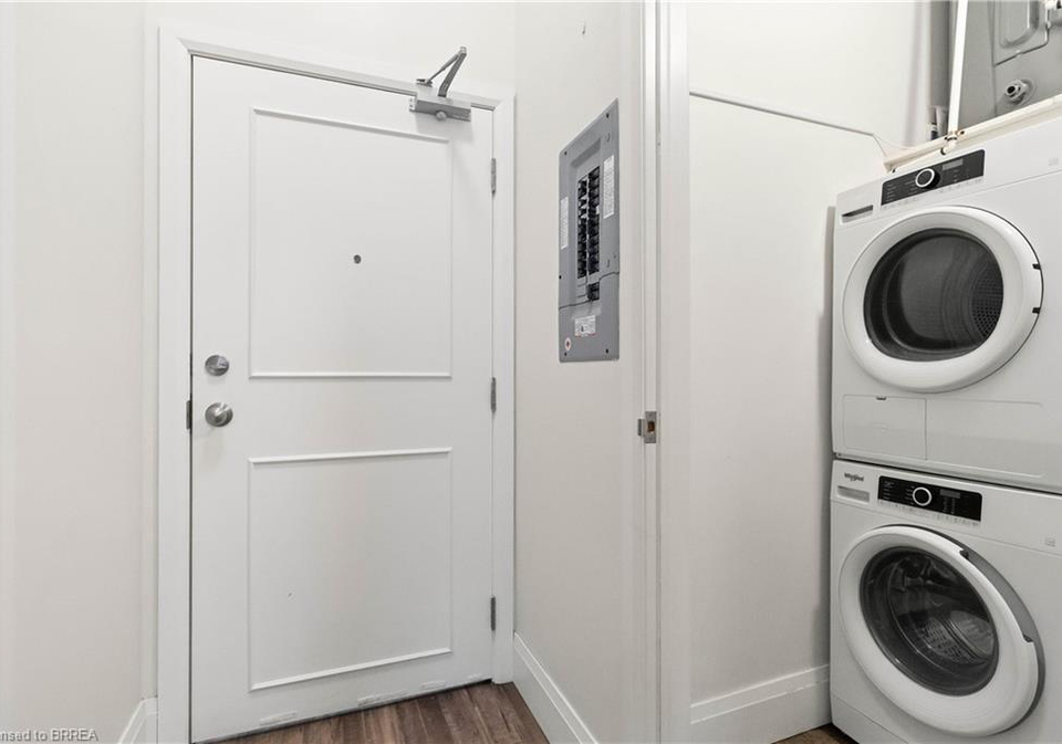 140-dalhousie-street-brantford-ontario-40841880
