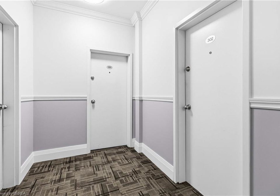 132-dalhousie-street-brantford-ontario-40841888