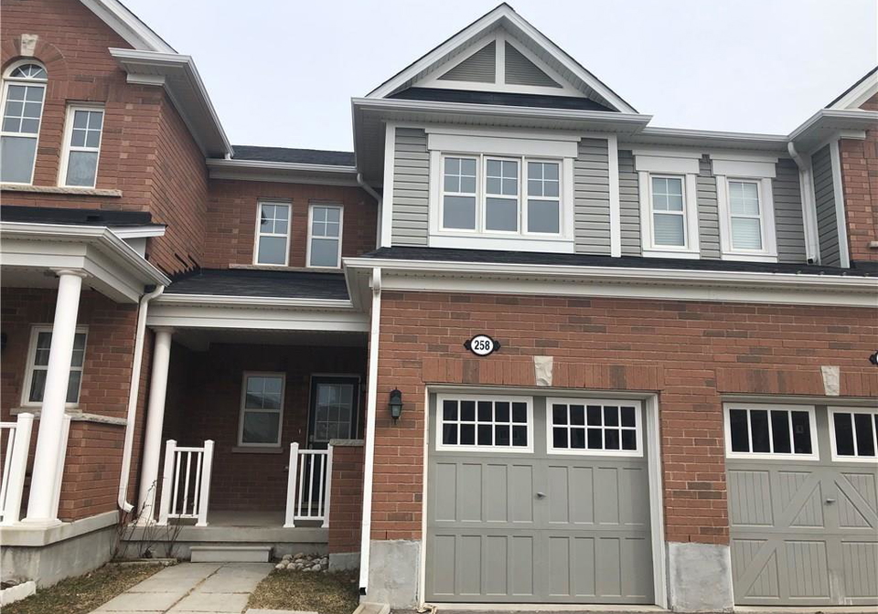 258-apple-hill-crescent-kitchener-ontario-40841893