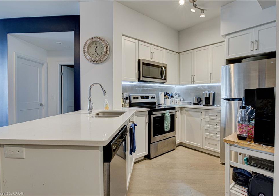 155-caroline-street-s-waterloo-ontario-40841929