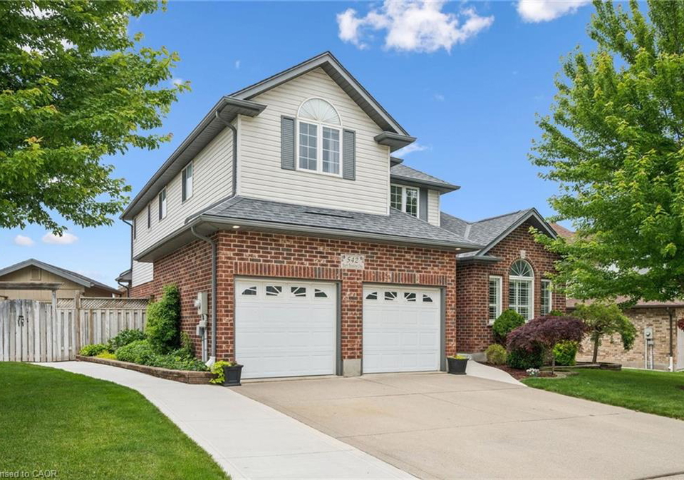 542-rush-meadow-crescent-kitchener-ontario-40841952