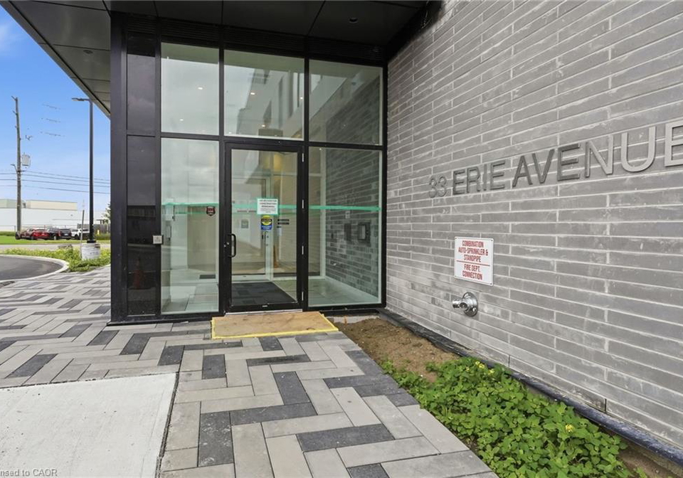33-erie-avenue-brantford-ontario-40841986