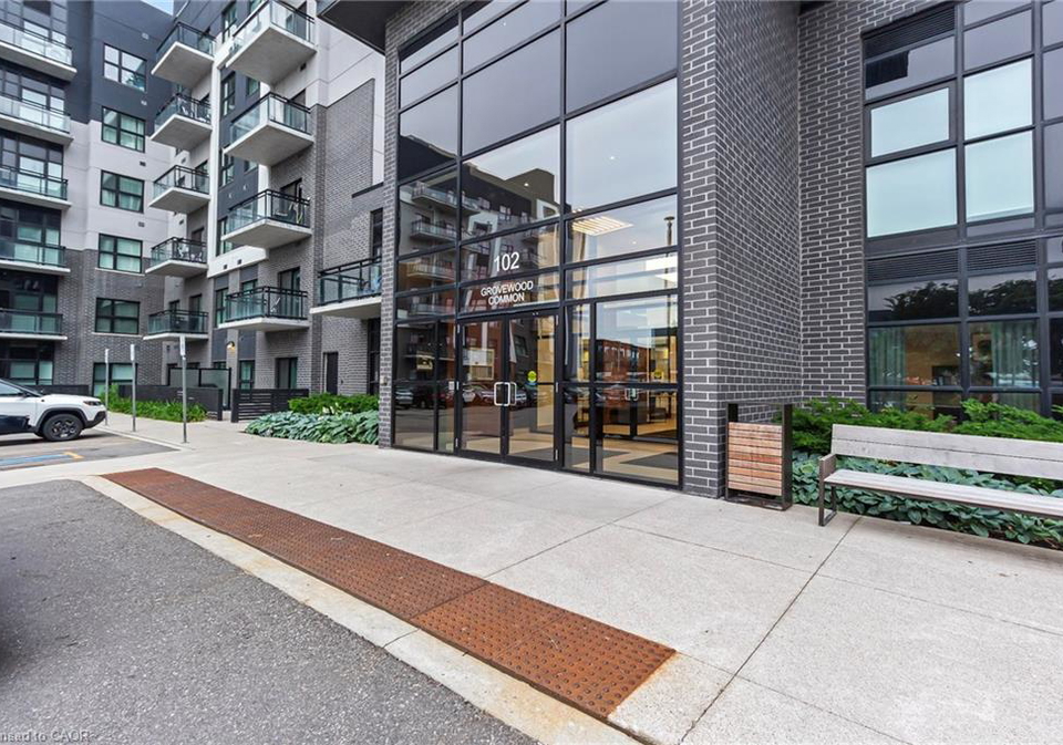102-grovewood-common-oakville-ontario-40842010
