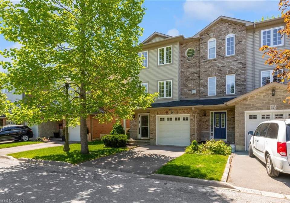 7-southside-place-hamilton-ontario-40842012