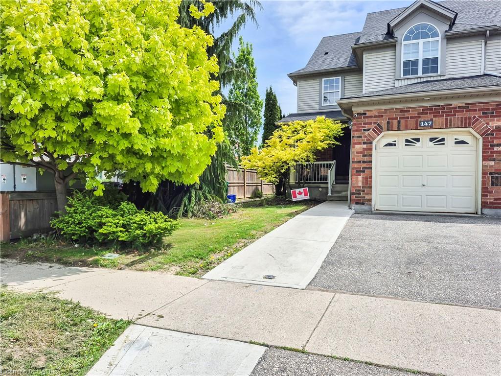 147-dubrick-crescent-kitchener-ontario-40842059