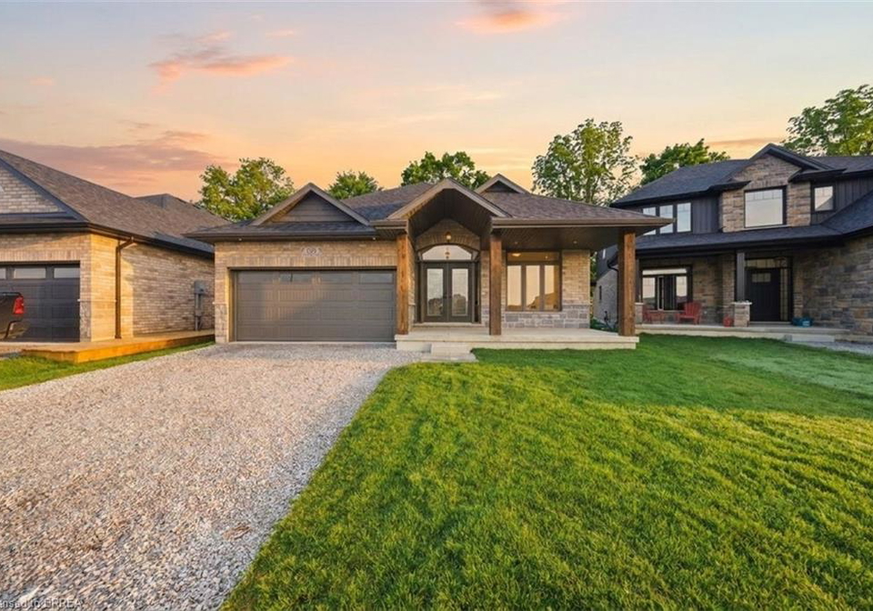 105-craddock-boulevard-jarvis-ontario-40842062