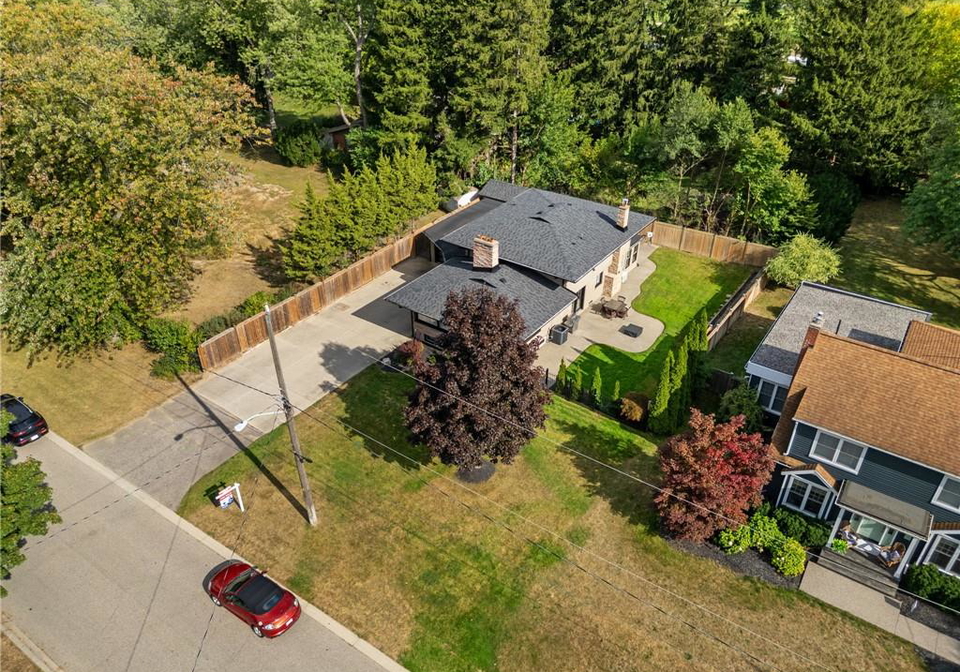 10-stymie-boulevard-brantford-ontario-40842076