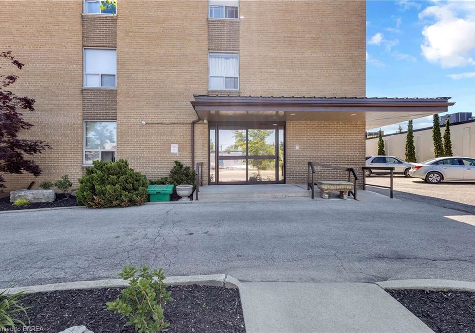 437-st-paul-avenue-brantford-ontario-40842077