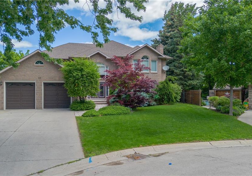 22-burt-court-stoney-creek-ontario-40842085
