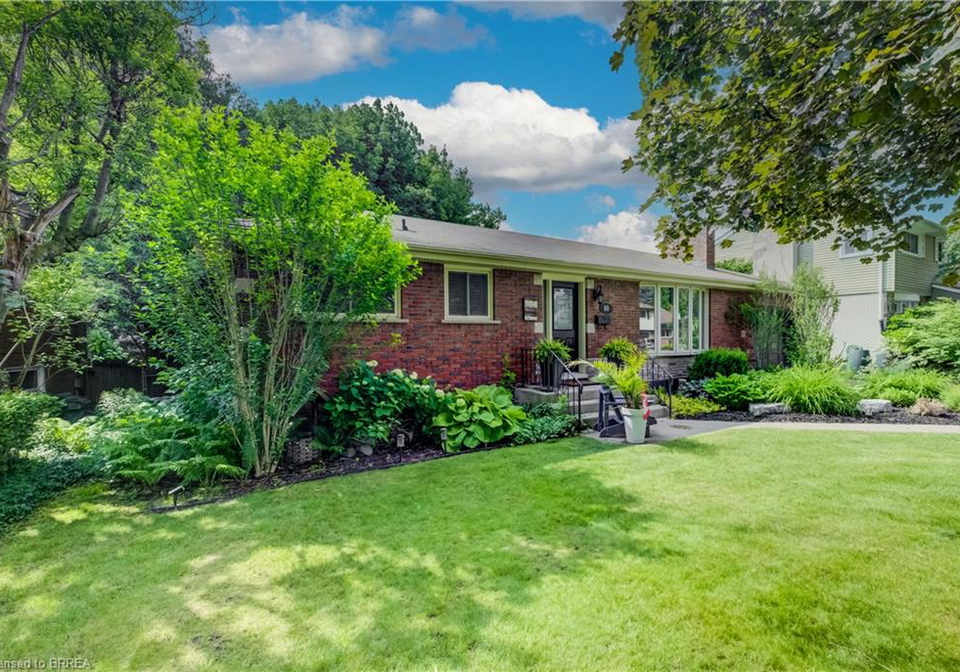 60-driftwood-drive-brantford-ontario-40842086