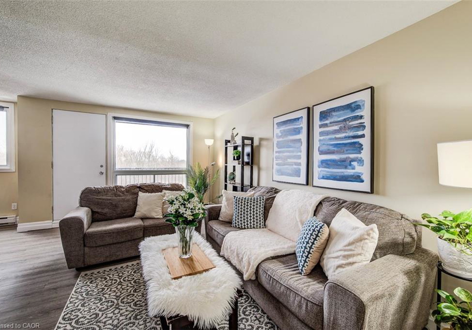 303-4-avalon-place-kitchener-ontario-40842117