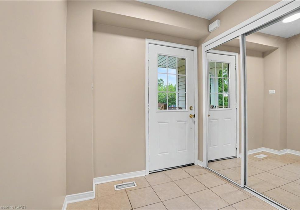 238-blackburn-drive-brantford-ontario-40842132