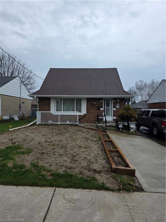 22-montrose-avenue-kitchener-ontario-40842168