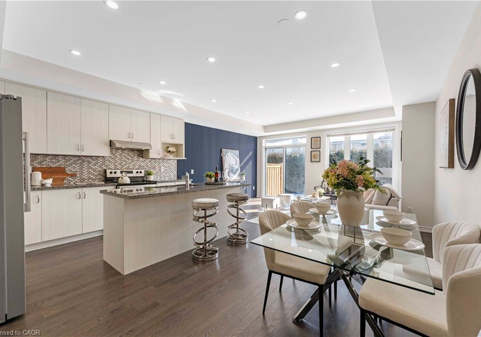 1426-oakmont-common-burlington-ontario-40842186