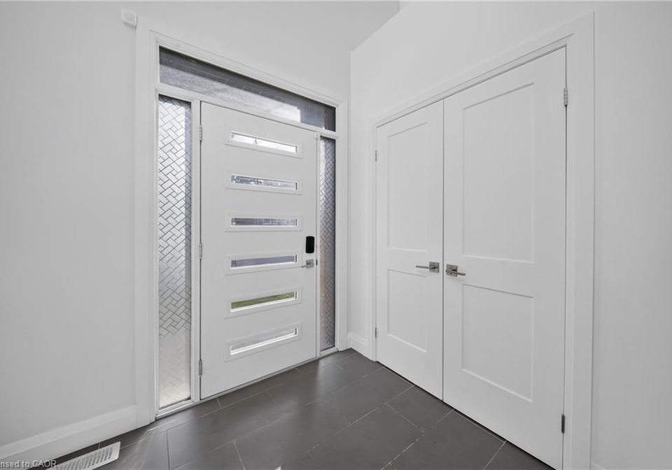55-russ-street-cambridge-ontario-40842187