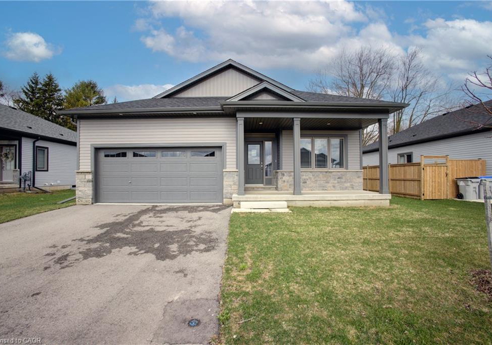 160-ellen-street-atwood-ontario-40842192