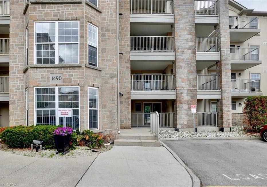 1490-bishops-gate-oakville-ontario-40842201