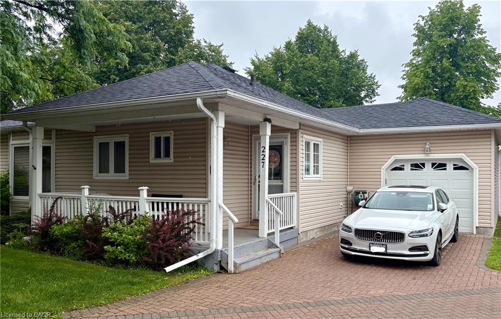 227-silverbirch-boulevard-mount-hope-ontario-40842223