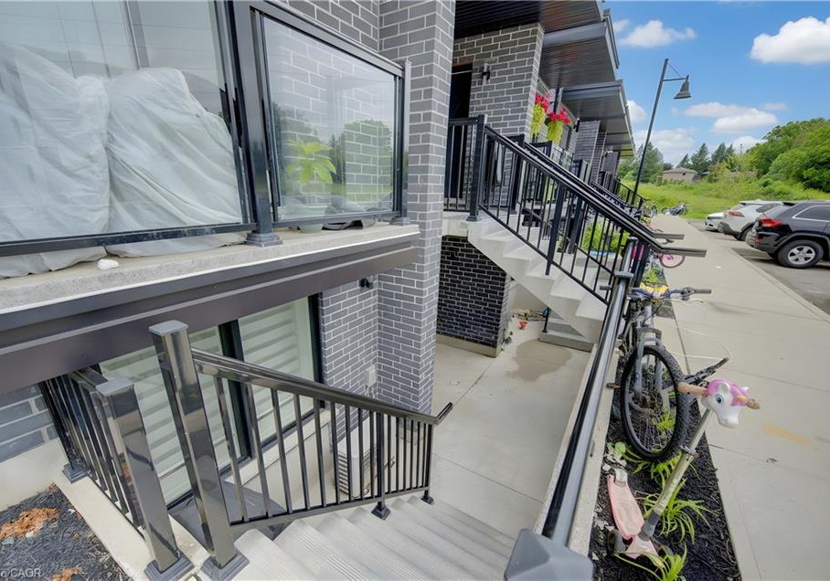 235-chapel-hill-drive-kitchener-ontario-40842242