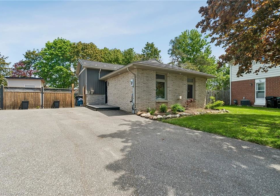 47-christie-crescent-barrie-ontario-40842284