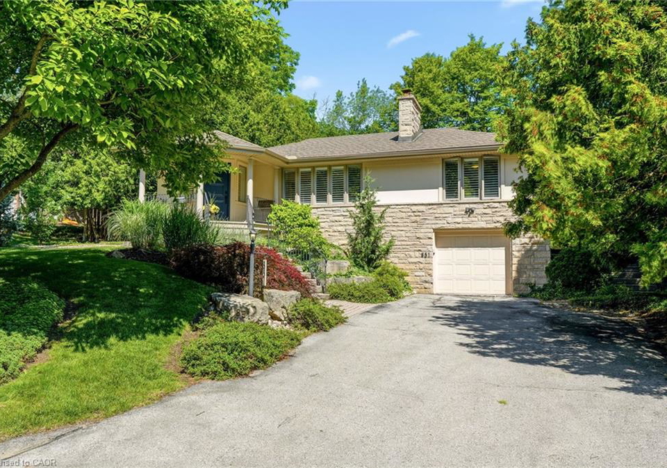 851-mewburn-road-ancaster-ontario-40842285