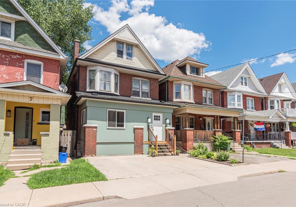 9-senator-avenue-hamilton-ontario-40842299