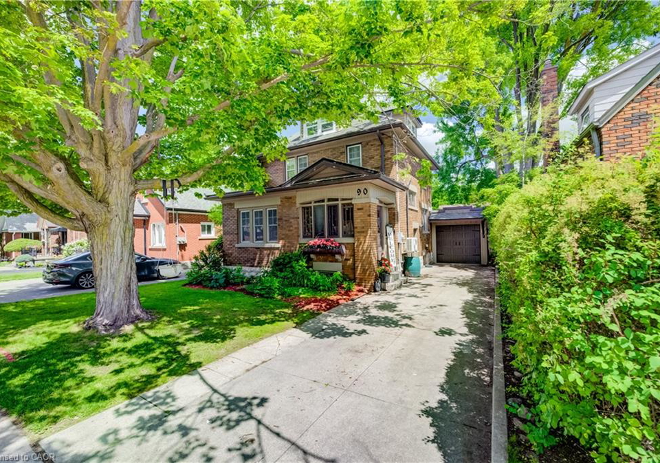 90-brock-street-kitchener-ontario-40842338