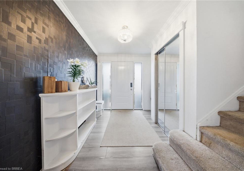 29-allwood-street-brantford-ontario-40842346