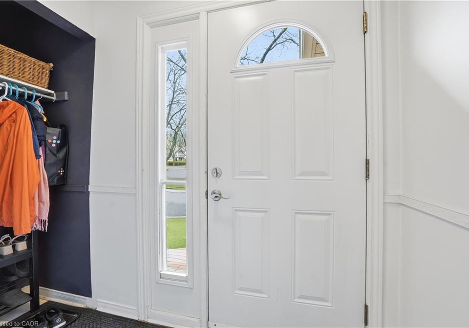 79-braeheid-avenue-waterdown-ontario-40842358